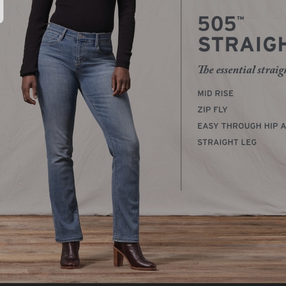505 Straight Leg Levi Jeans medium wash